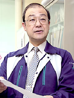小坂谷壽一 教授